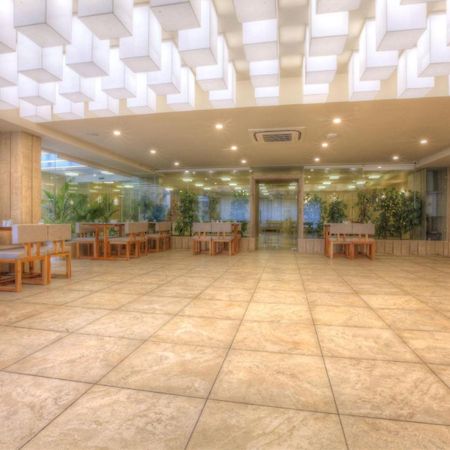 Scenaria Hotel Ahmedabad Bagian luar foto